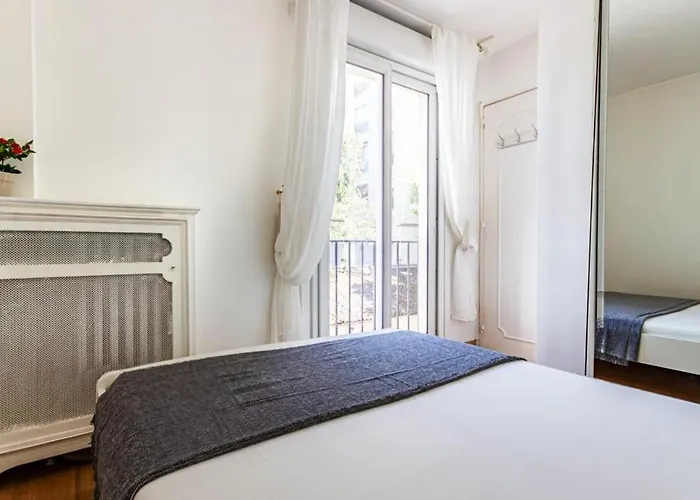 Elegance Aux Portes Des Champs-elysees Апартаменты