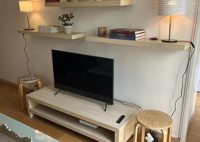 Апартаменты Elegance Aux Portes Des Champs-elysees Париж